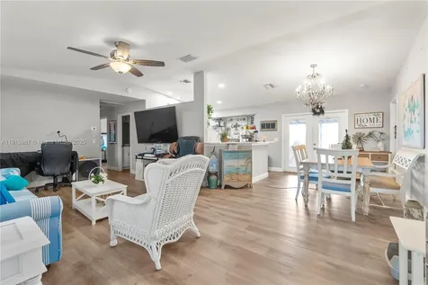 302 Floyd Avenue S Naples FL 33976