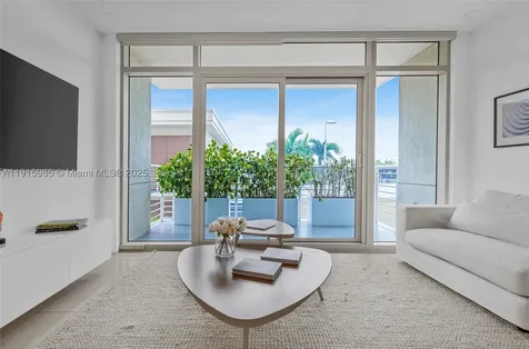 3250 NE 1st Avenue Miami FL 33137