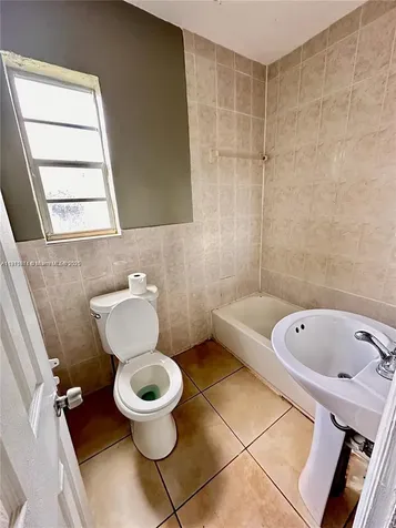 401 NW 81st Street Miami FL 33150