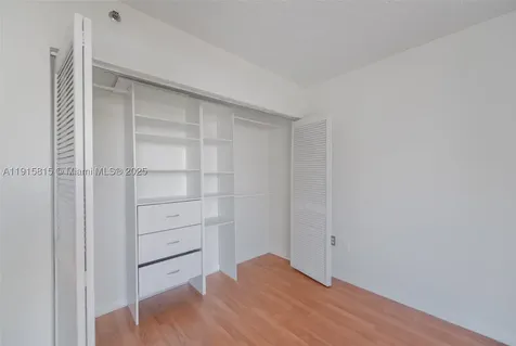 5900 Collins Avenue Miami Beach FL 33140