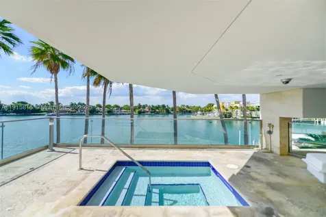 5900 Collins Avenue Miami Beach FL 33140