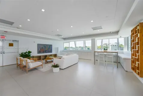 5900 Collins Avenue Miami Beach FL 33140