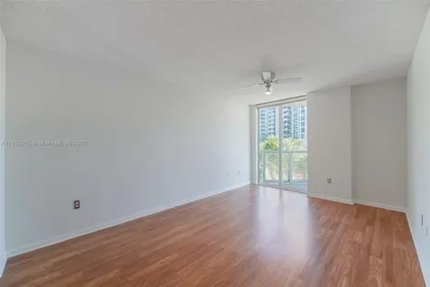 5900 Collins Avenue Miami Beach FL 33140