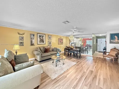 317 W Laurel Drive Margate FL 33063