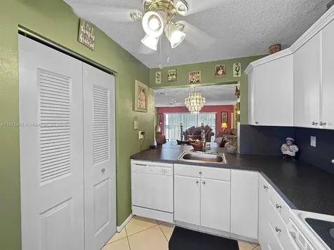 317 W Laurel Drive Margate FL 33063