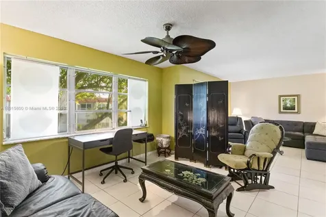 8940 S Hollybrook Boulevard Pembroke Pines FL 33025
