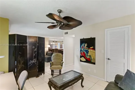 8940 S Hollybrook Boulevard Pembroke Pines FL 33025