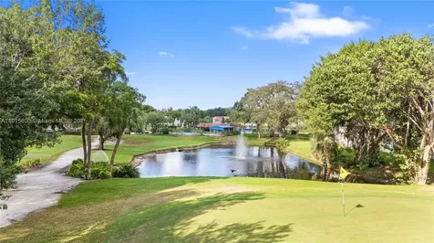 8940 S Hollybrook Boulevard Pembroke Pines FL 33025