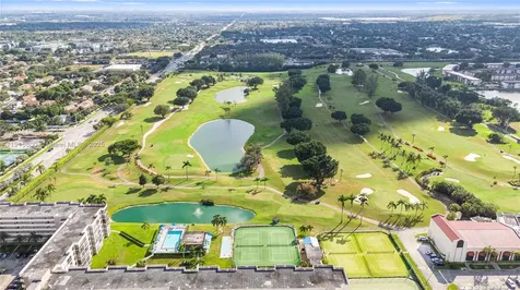 8940 S Hollybrook Boulevard Pembroke Pines FL 33025