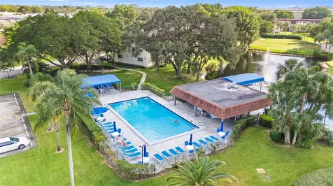 8940 S Hollybrook Boulevard Pembroke Pines FL 33025