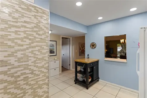 8940 S Hollybrook Boulevard Pembroke Pines FL 33025