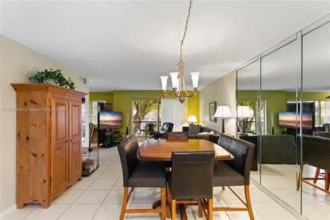 8940 S Hollybrook Boulevard Pembroke Pines FL 33025
