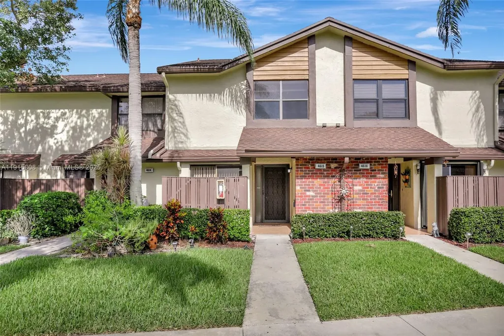 4615 S Carambola Circle S Coconut Creek FL 33066