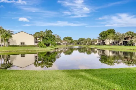 4615 S Carambola Circle S Coconut Creek FL 33066
