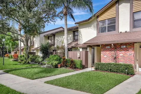 4615 S Carambola Circle S Coconut Creek FL 33066