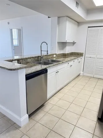 19501 W Country Club Drive Aventura FL 33180
