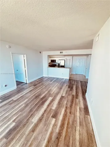 19501 W Country Club Drive Aventura FL 33180