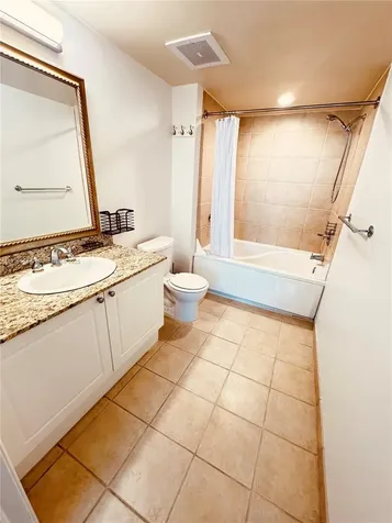 19501 W Country Club Drive Aventura FL 33180