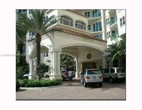 19501 W Country Club Drive Aventura FL 33180