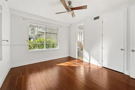 1025 Michigan Avenue Miami Beach FL 33139
