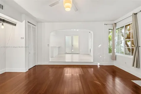 1025 Michigan Avenue Miami Beach FL 33139