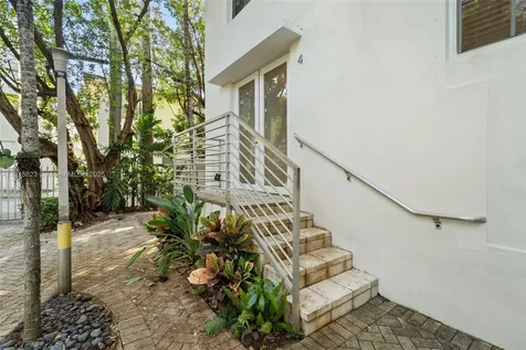 1025 Michigan Avenue Miami Beach FL 33139