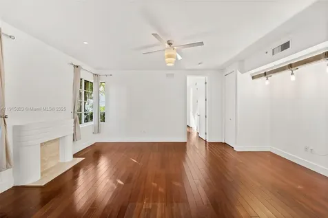 1025 Michigan Avenue Miami Beach FL 33139