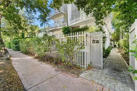 1025 Michigan Avenue Miami Beach FL 33139