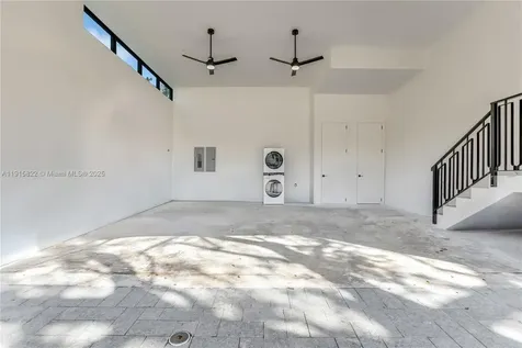 9045 Hawthorne Avenue Surfside FL 33154
