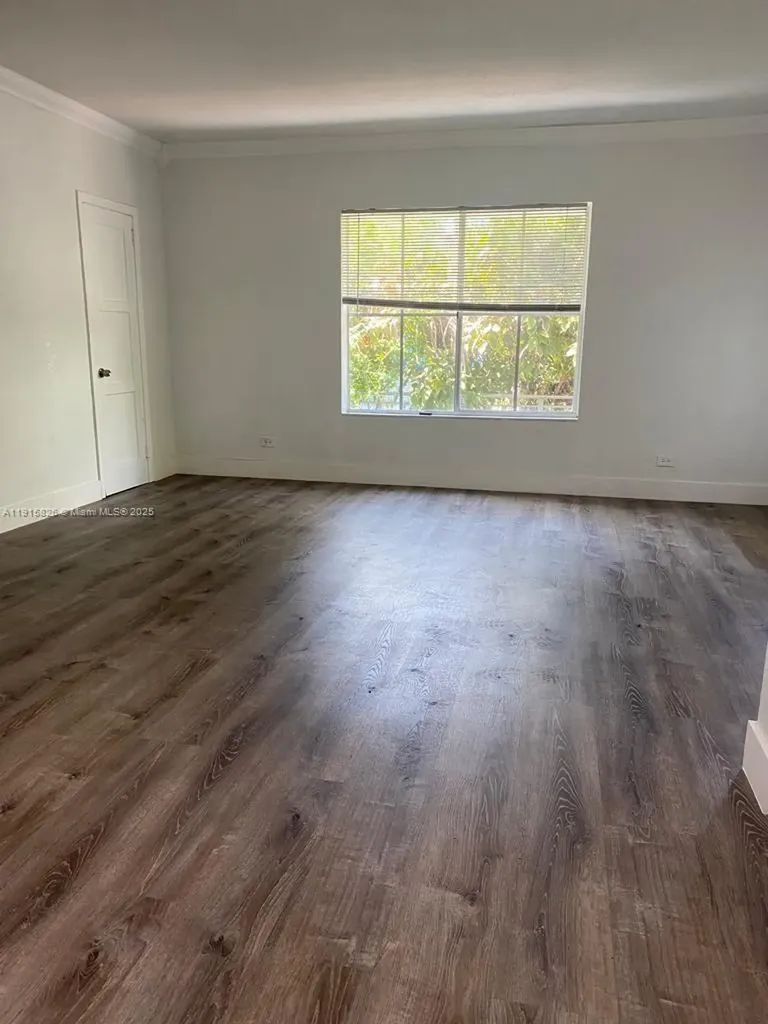 6805 Abbott Avenue Miami Beach FL 33141