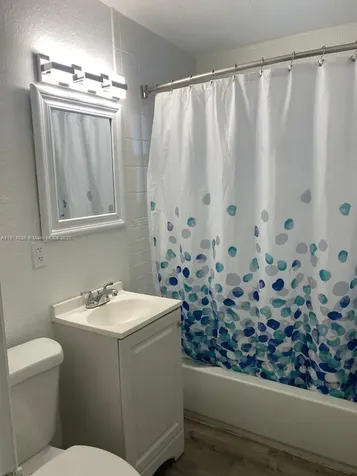6805 Abbott Avenue Miami Beach FL 33141