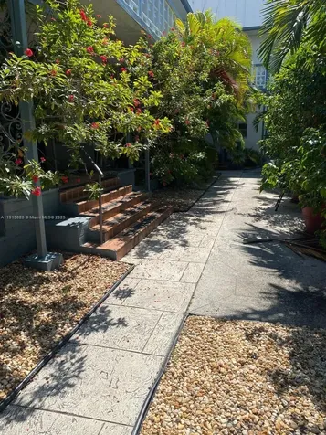 6805 Abbott Avenue Miami Beach FL 33141