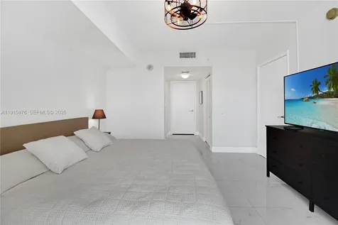 1800 N Bayshore Drive Miami FL 33132