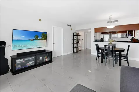 1800 N Bayshore Drive Miami FL 33132