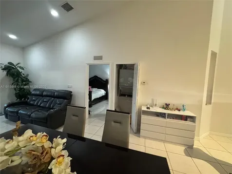 1221 NE 32nd Terrace Homestead FL 33033