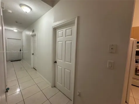 1221 NE 32nd Terrace Homestead FL 33033