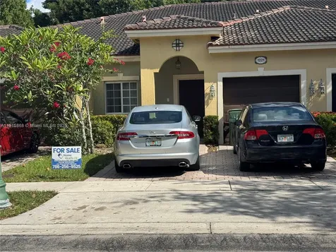 1221 NE 32nd Terrace Homestead FL 33033