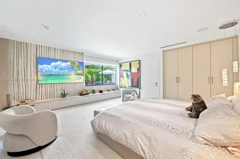 1792 Cleveland Road Miami Beach FL 33141