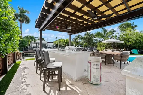 1792 Cleveland Road Miami Beach FL 33141