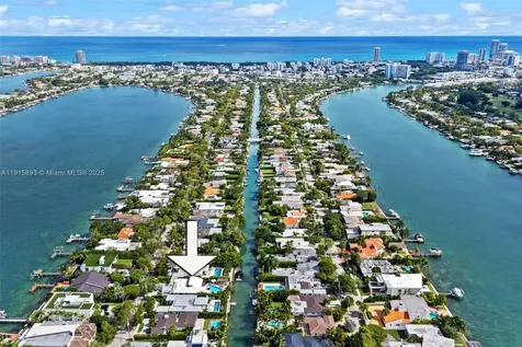 1792 Cleveland Road Miami Beach FL 33141