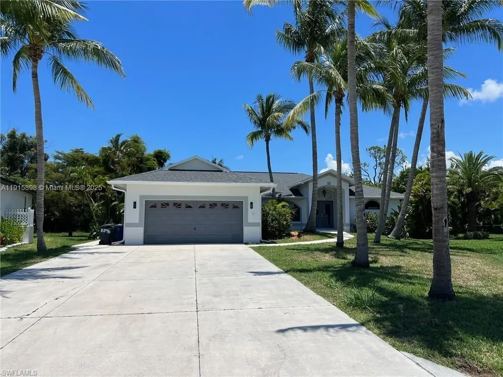 8896 Bracken Way Fort Myers FL 33908