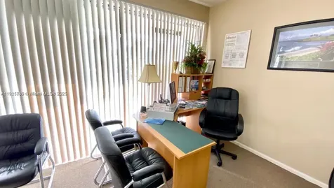 934 S Dixie Lantana FL 33462