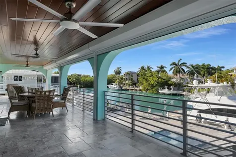 232 W Seaview Drive Duck FL 33050
