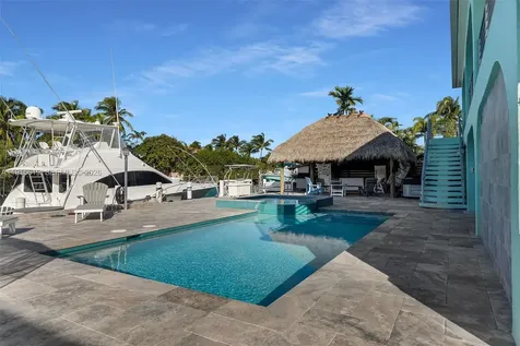 232 W Seaview Drive Duck FL 33050