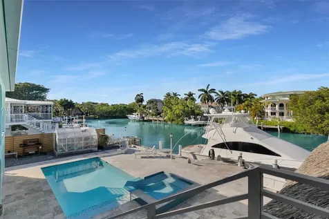 232 W Seaview Drive Duck FL 33050