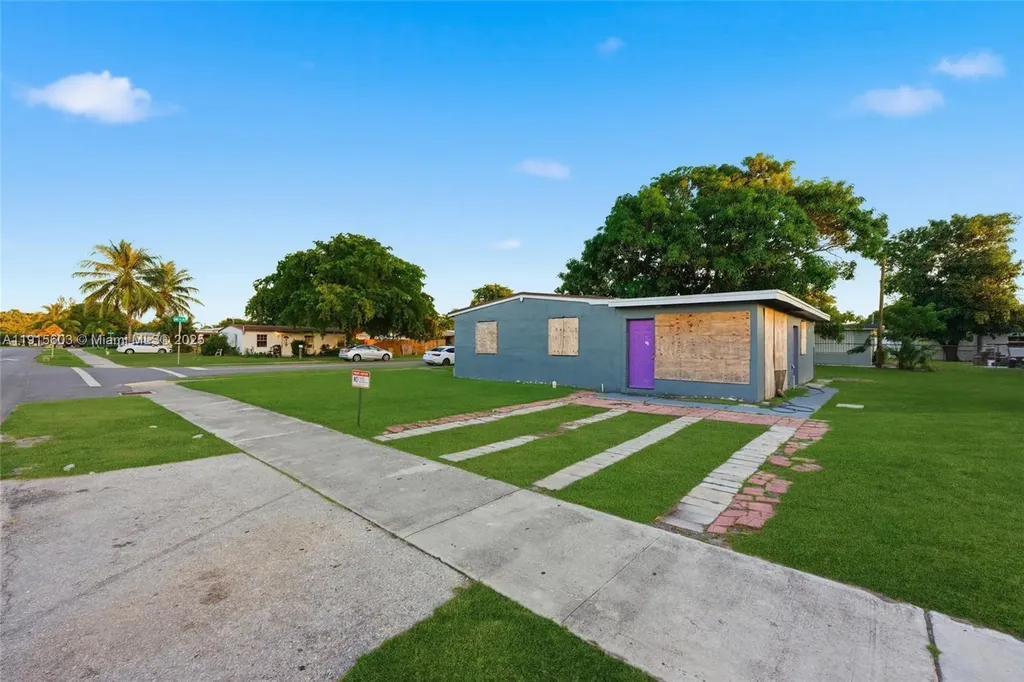 1589 NW 4th Avenue Pompano Beach FL 33060