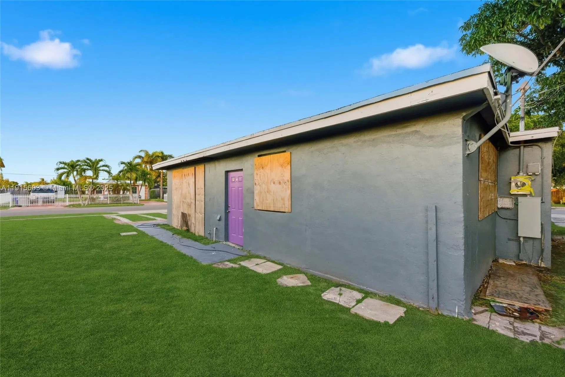 1589 NW 4th Avenue Pompano Beach FL 33060