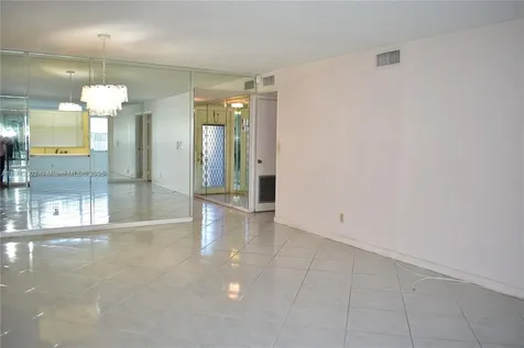 9721 Sunrise Lakes Boulevard Sunrise FL 33322