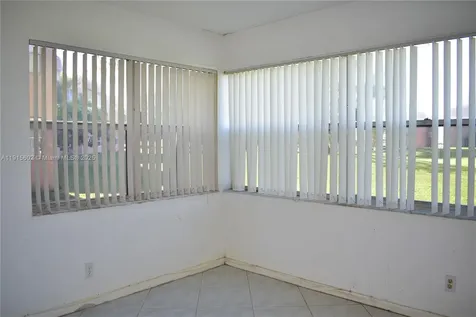 9721 Sunrise Lakes Boulevard Sunrise FL 33322