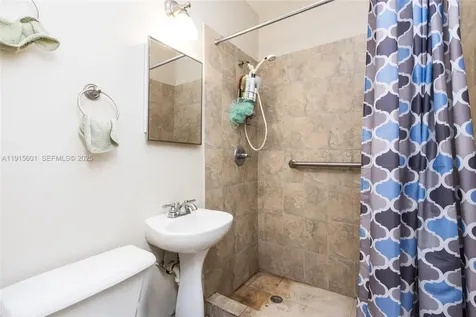 1264 NE 156th Street North Miami Beach FL 33162
